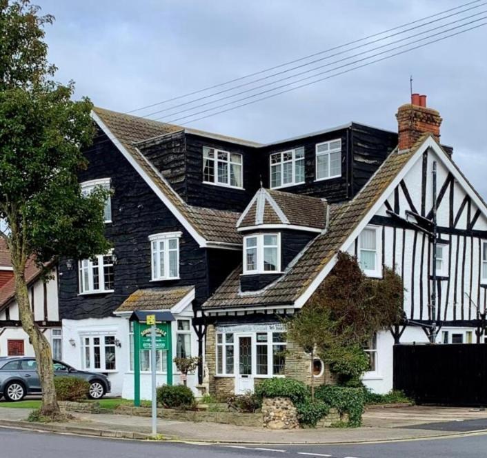 The Sunningdale Hotel Skegness Buitenkant foto